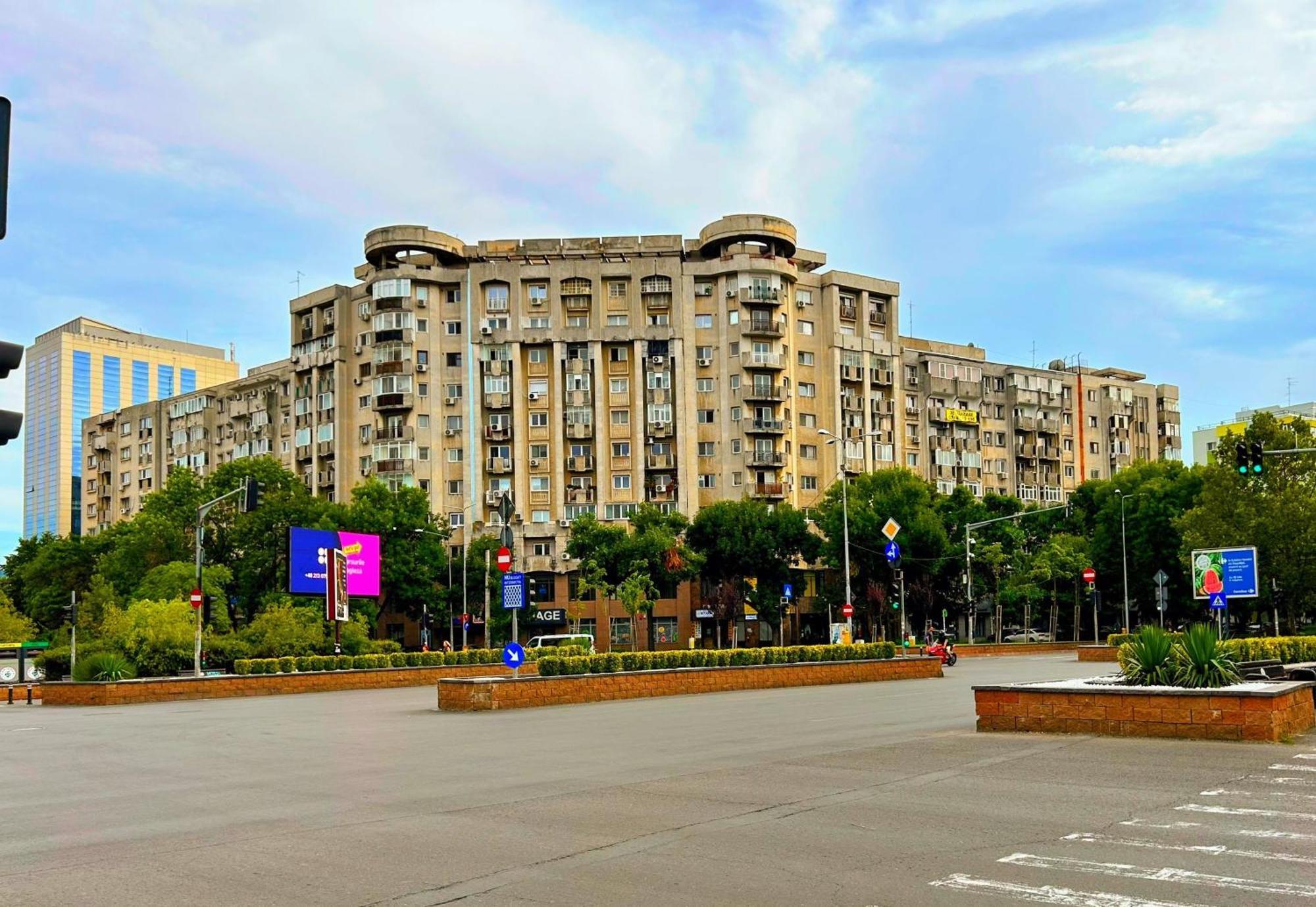 Apartment Palace Of Parliament Bucharest Exterior photo